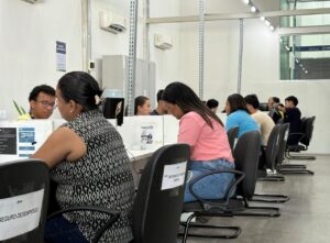 http://Desemprego%20no%20Amazonas%20cai%20para%207,7%,%20mas%20informalidade%20ainda%20preocupa