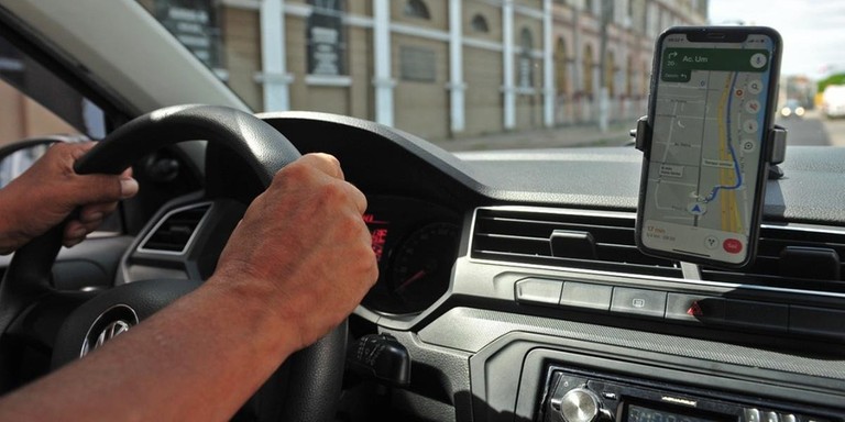 Número de motoristas por aplicativo cresce no Brasil entre 2022 e 2024