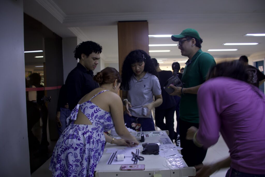Do Impresso ao Digital: Café com saberes apresenta a história do Jornalismo