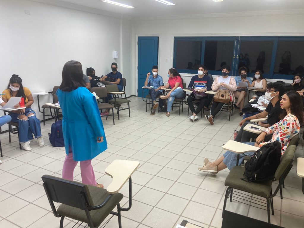 Fametro abre portas para acolher os calouros do curso de jornalismo