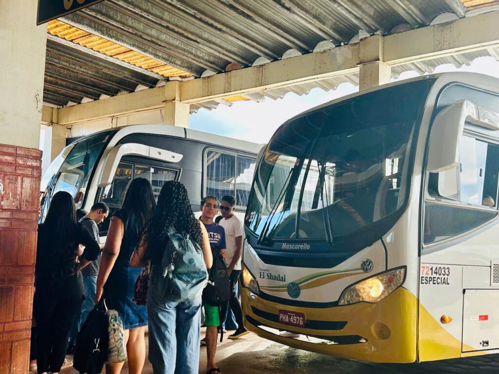Entre dois mundos: a realidade dos universitários de Presidente Figueiredo que estudam em Manaus