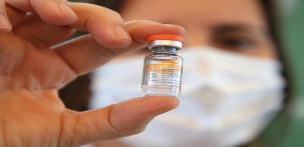 A desinformação sobre as vacinas da Covid-19 pode matar pessoas 